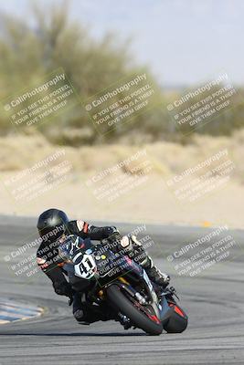 media/Dec-07-2025-CVMA (Sun) [[3e7d2de5dc]]/Race 7-Formula Lightweight Twins Shootout/